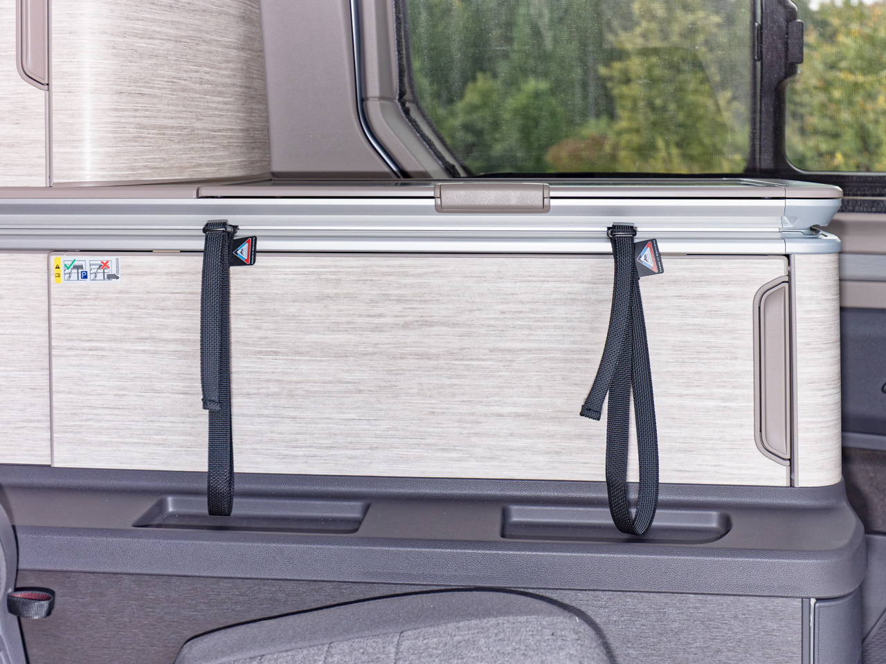 ISOLITE ® Befestigungsgurt-Set für die Küchenblockschiene VW T7 California Ocean / Coast - Image 3