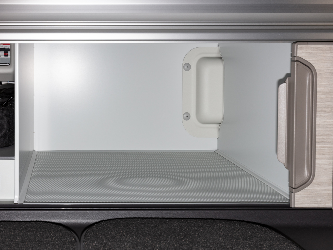 Antirutsch-/Schutzmatten für Schrankgefache VW T7 California Ocean / Coast - Image 3