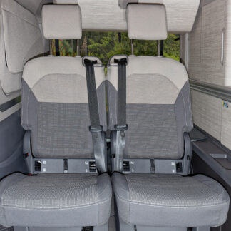 Second Skin ® Schonbezug Schlafsitz rechts im VW T7 California Ocean/Coast, Beach Tour/Camper, Design "Ribella Sandwick / Raven".