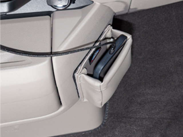 TIALO ® Phone VW T7 California / Multivan, Design "Leder Sandwick"