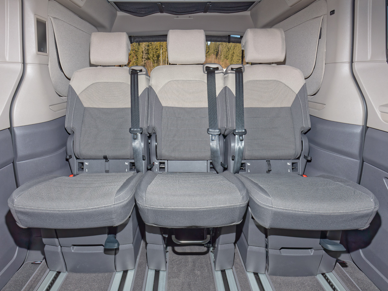 BRANDRUP® Second Skin ® Schonbezüge für den Mittelsitz in den VW California Beach Tour/Camper, Design "Ribella Sandwick / Raven"